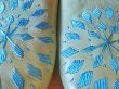 画像4: 【再入荷】モロッコ バブーシュ スモークグリーン×ブルー刺繍 (4)
