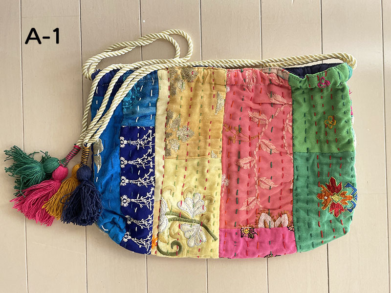 Oranzovy オンラインショップ】インド ラリーキルトの巾着バッグ